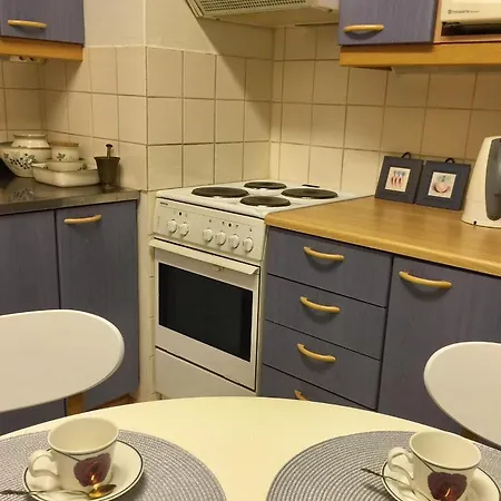 Paula's Place Apartment